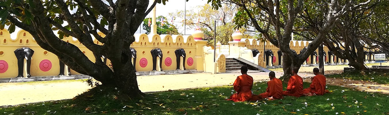 Mahiyangana temple