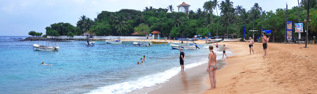 Unawatuna beach